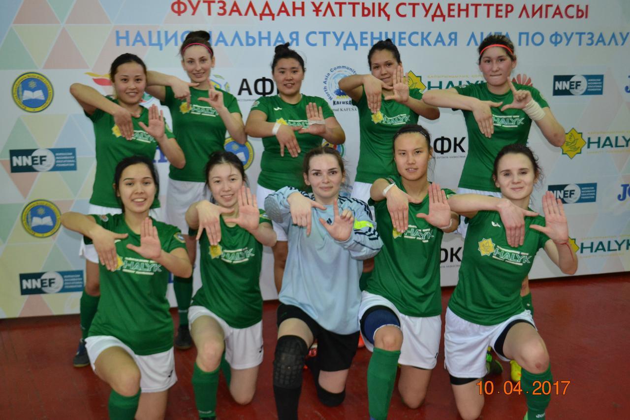 A Pousada Interhouse Almaty Exterior foto